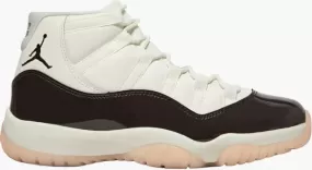 Air Jordan 11 'Neapolitan' (W)