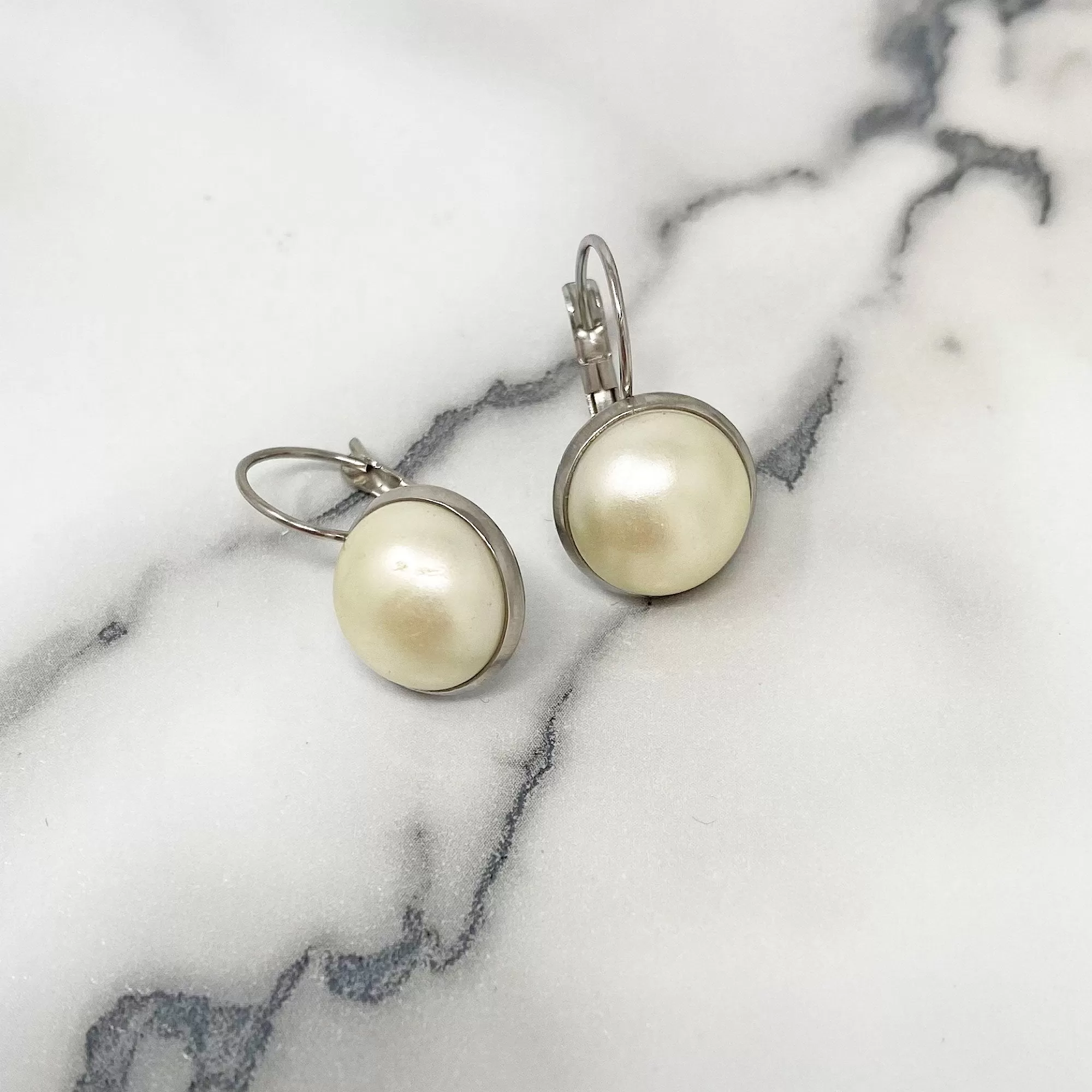 BENTON silver and cream pearl drop earrings