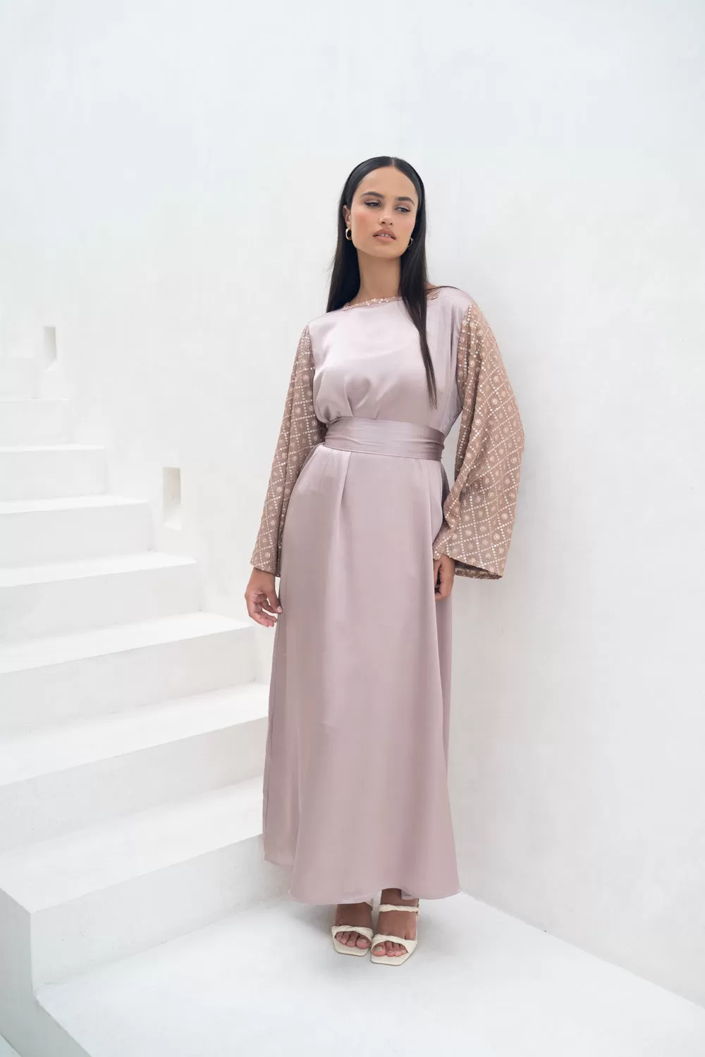 Blushing Harmony Abaya