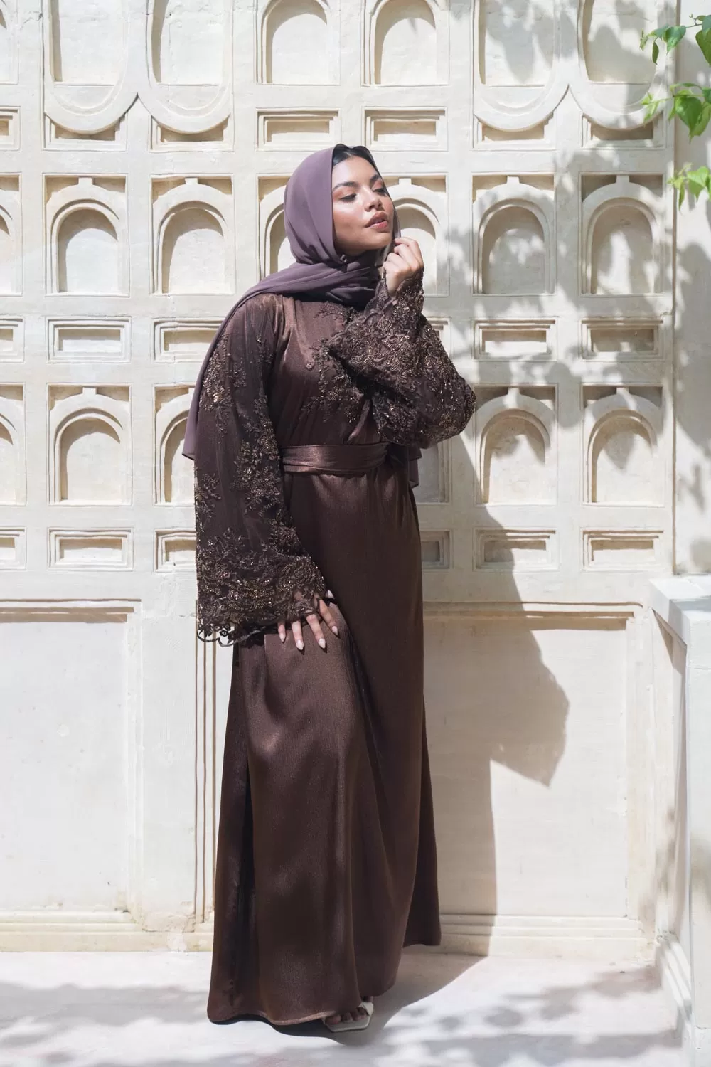 Cinnamon Blooms abaya