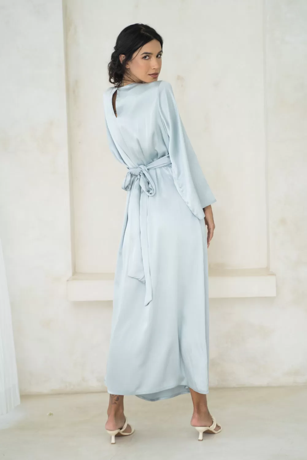 Cross Mist Abaya