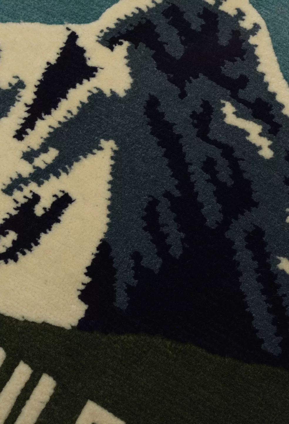 Dhaulagiri Wool Rug / Blue x Olive