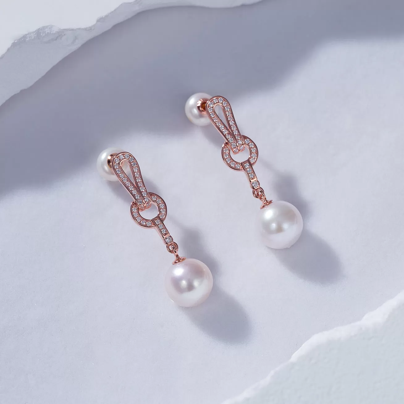 Elegant Freshwater Pearl Earrings WE00669