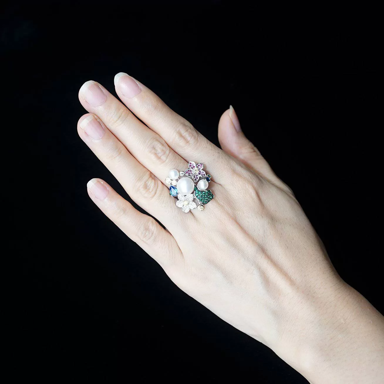 Elegant Freshwater Pearl Ring WR00081 | GARDENS