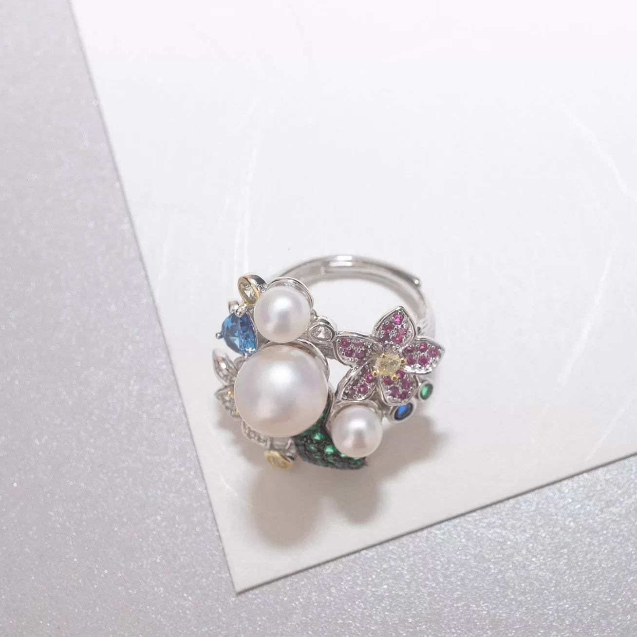 Elegant Freshwater Pearl Ring WR00081 | GARDENS