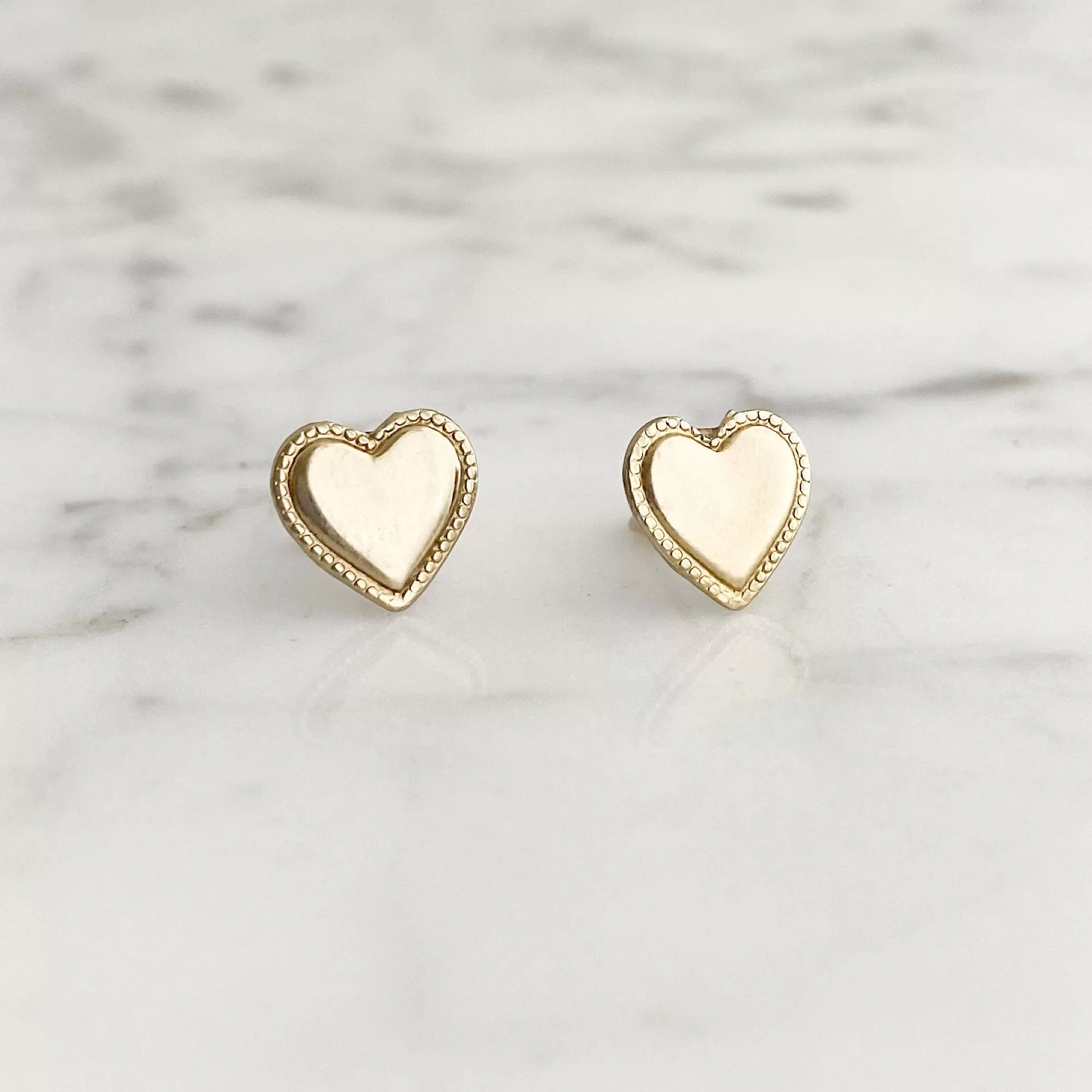 FRANCINE vintage gold tone heart studs