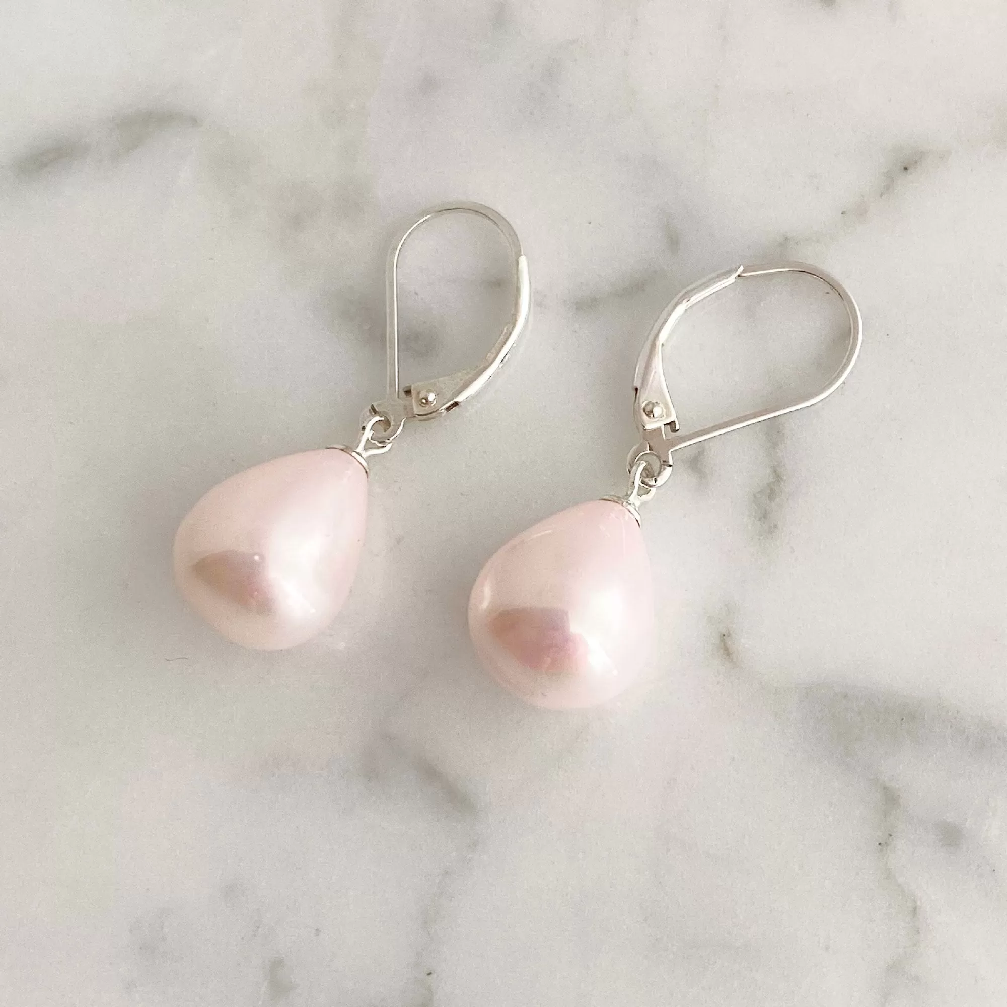 MAGGIE pink mother of pearl teardrop earrings