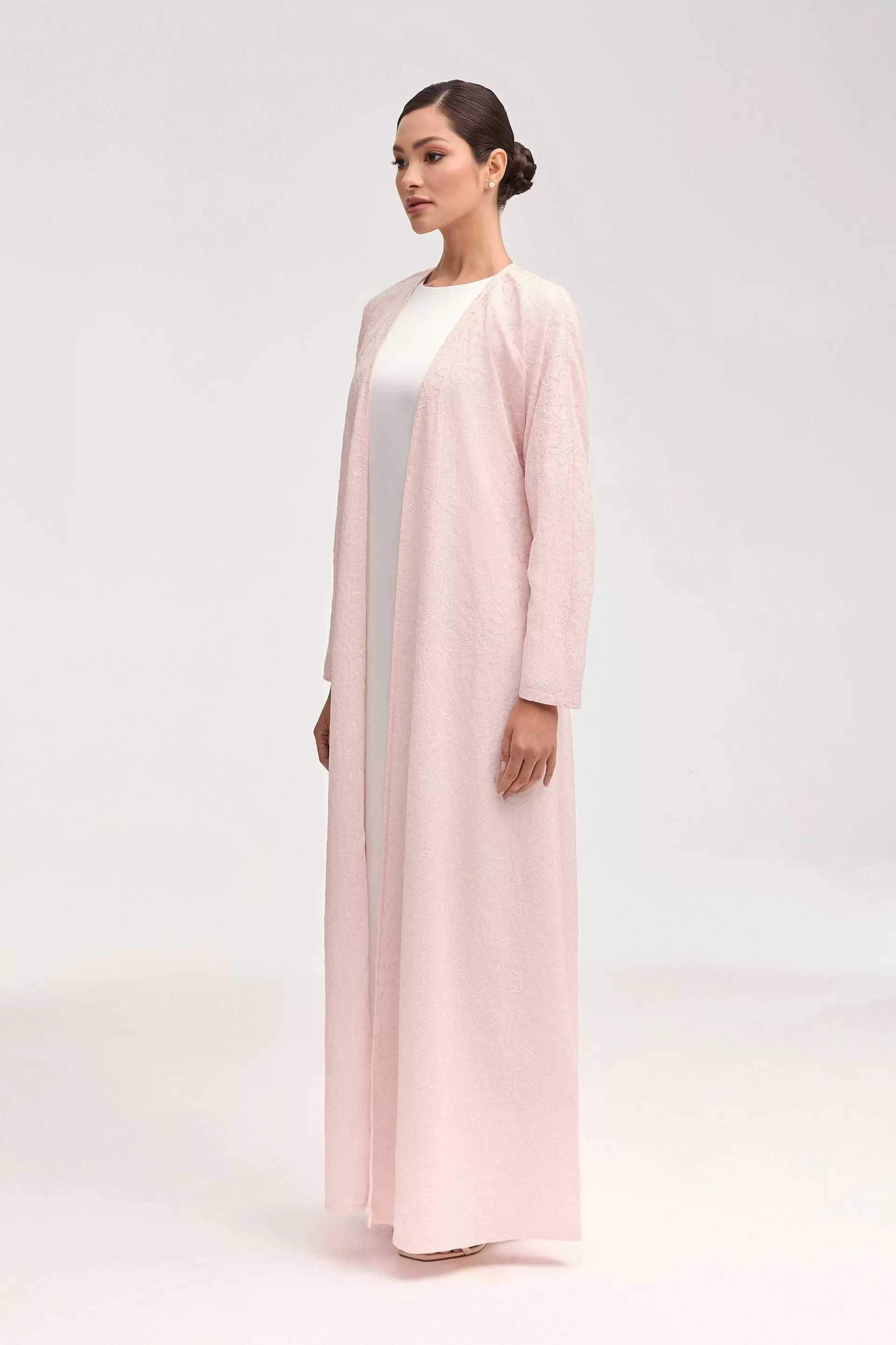 Malak Embroidered Open Abaya - Dusty Pink