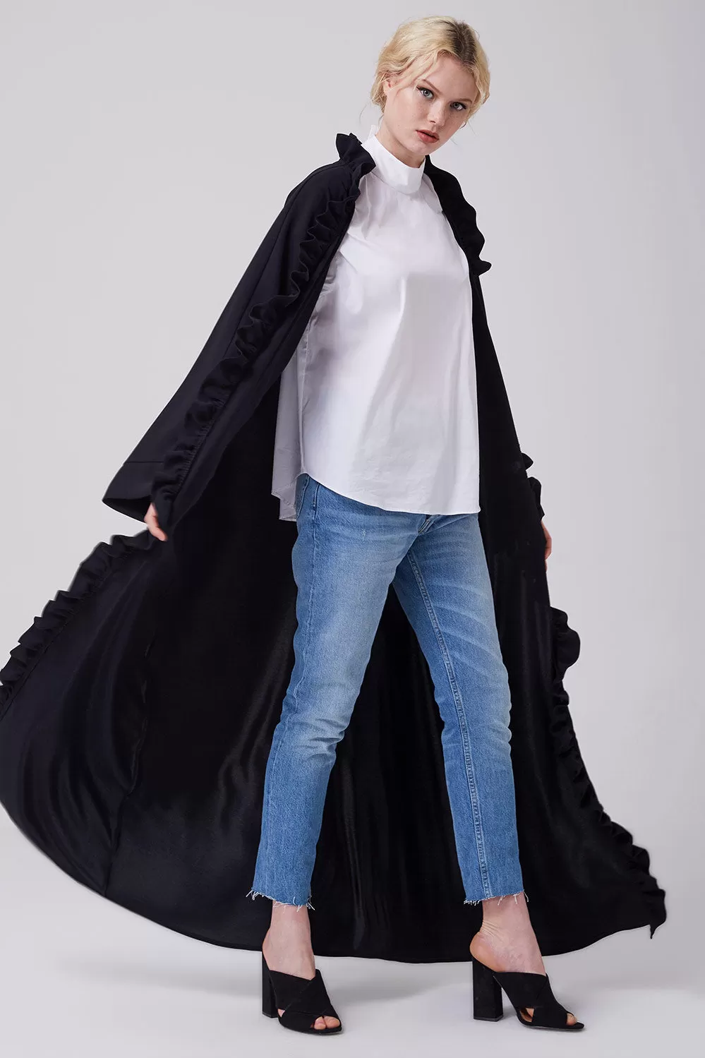 Mara Abaya Black