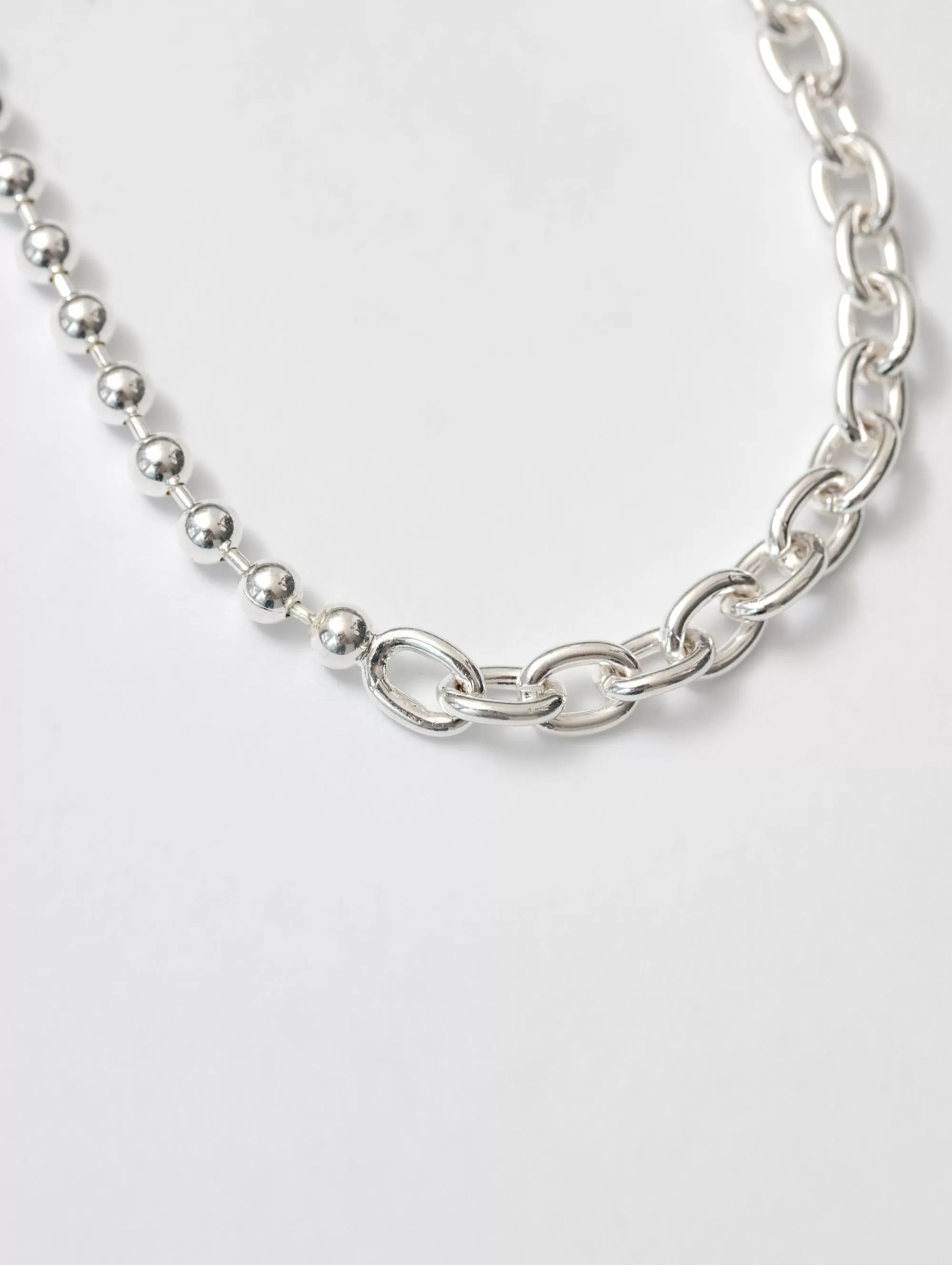 Noah Necklace in Sterling Silver