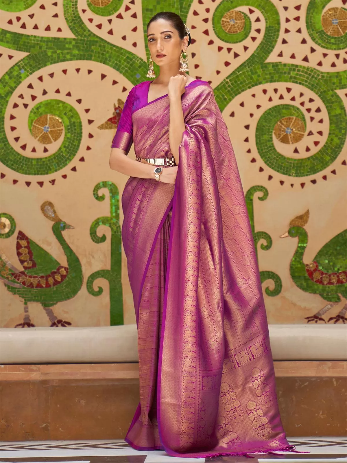 Odette Women Silk Blend Magenta Woven Design Handloom Saree With Blouse Piece