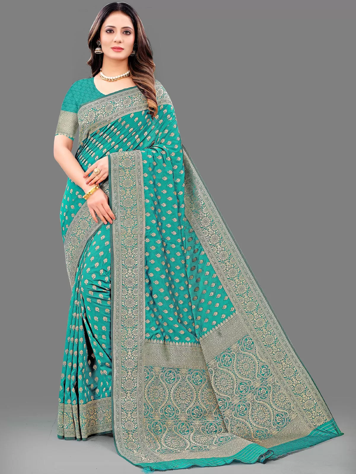 Odette Women Teal Silk Blend Woven Saree With Unstitched Blouse