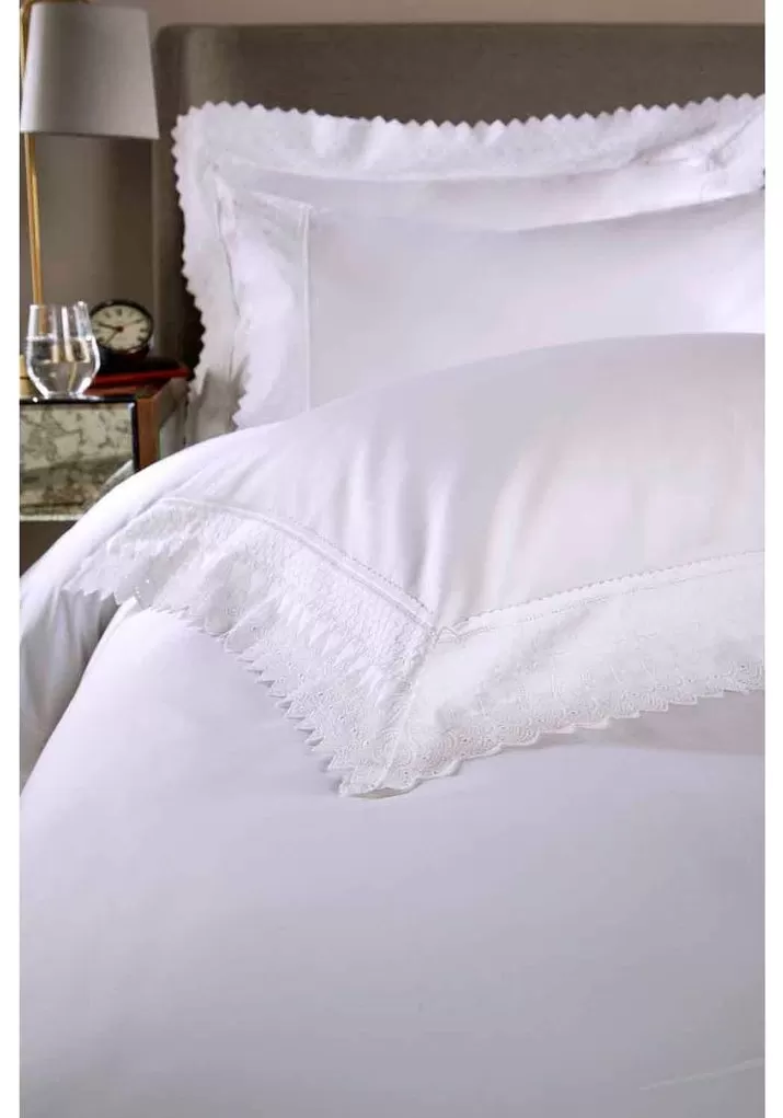 Paisley Border Oxford Pillowcase - White