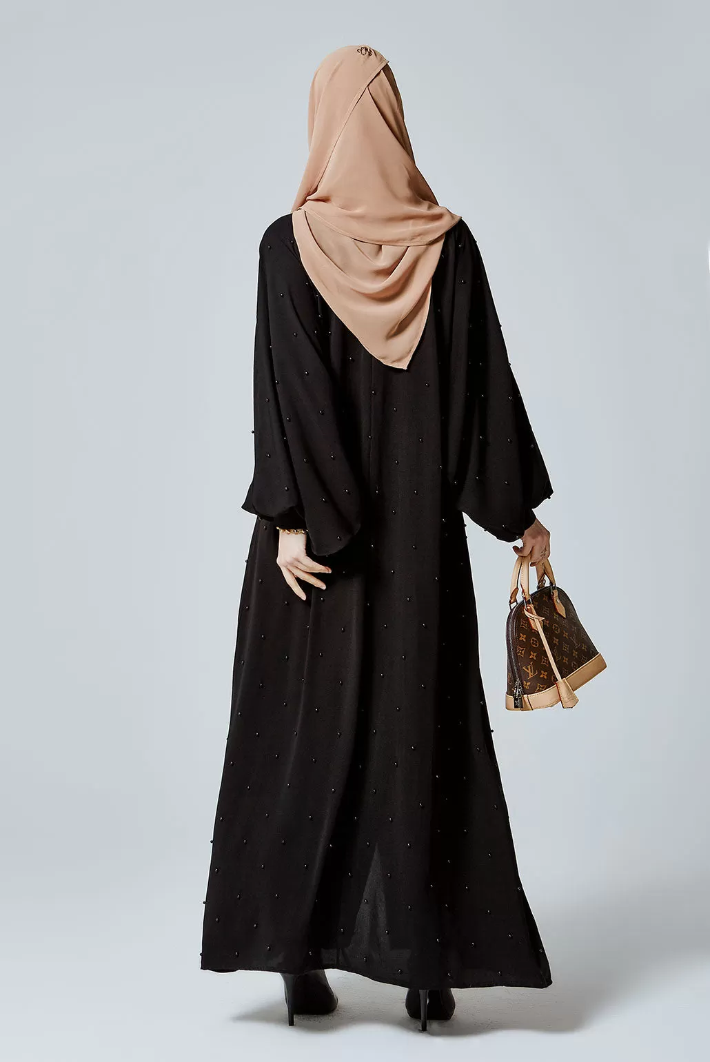 Pearl Abaya Black