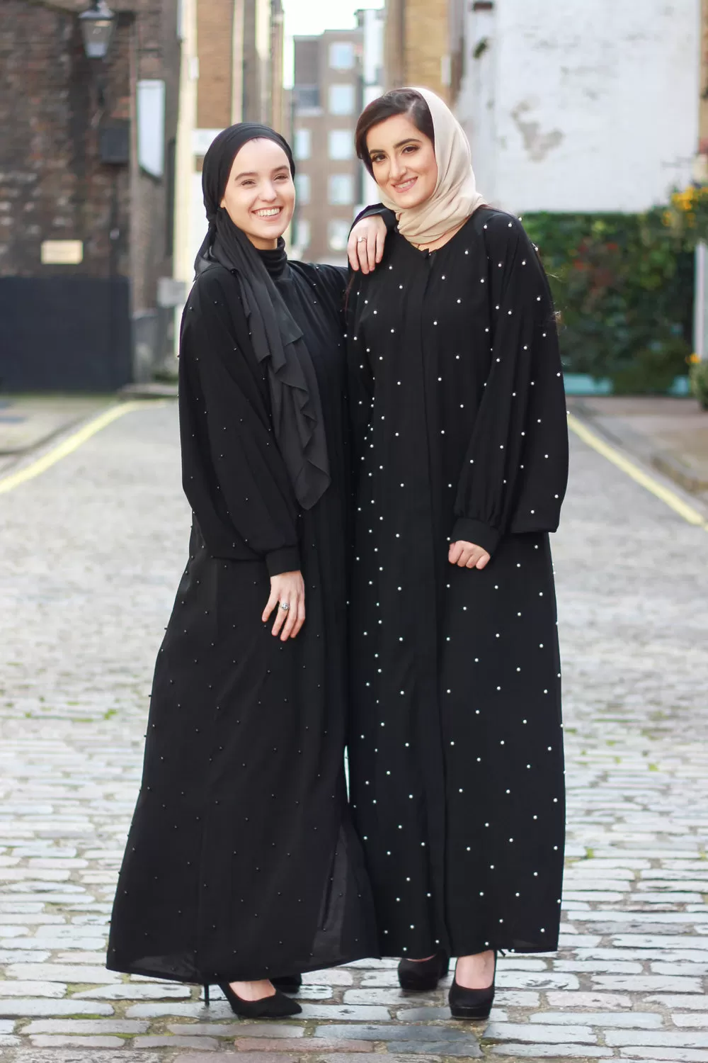 Pearl Abaya Black