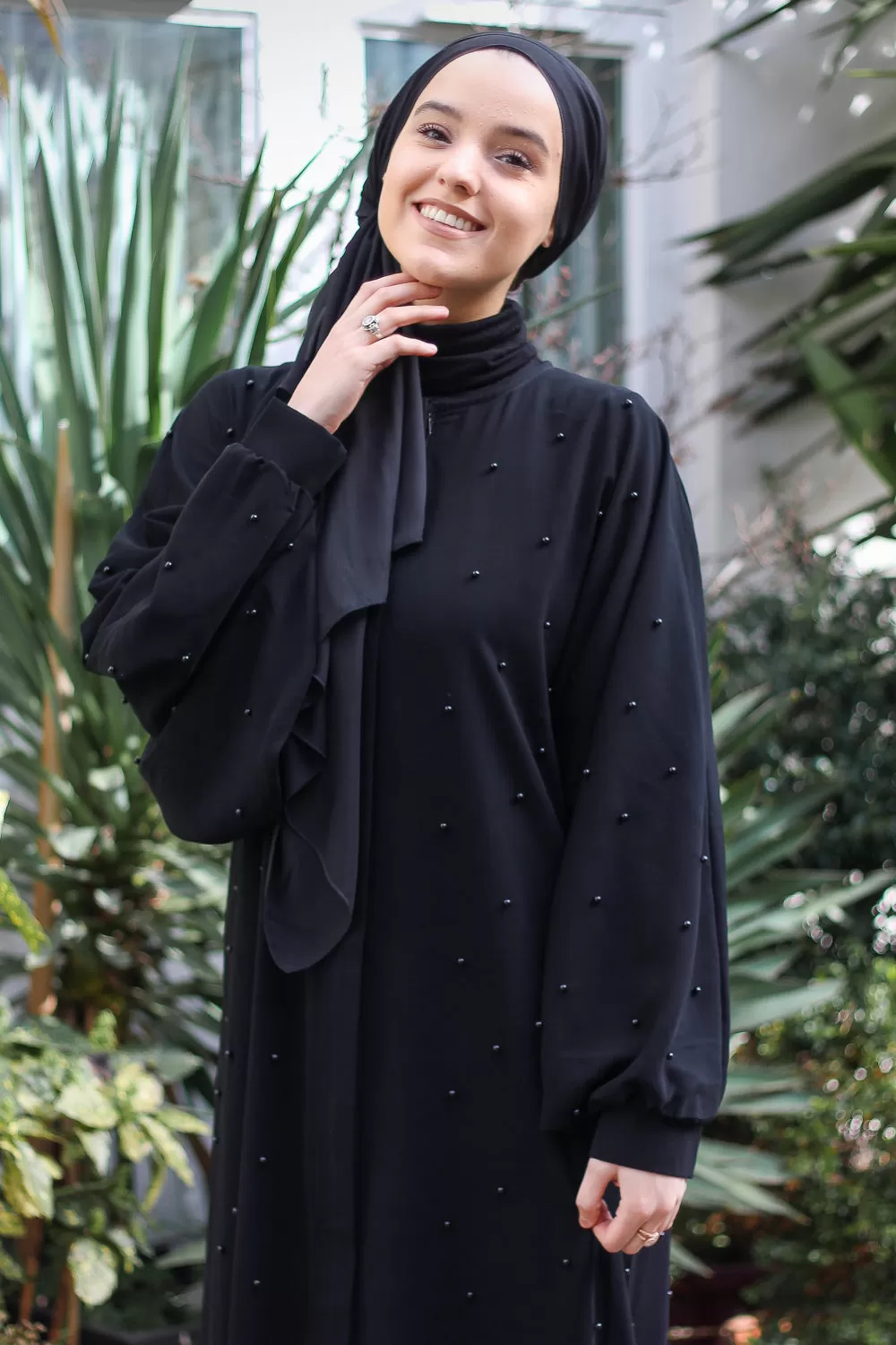 Pearl Abaya Black