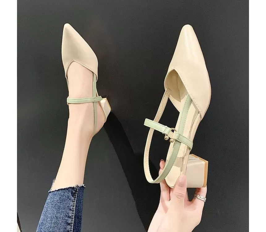 Pointy-Toe Chunky Heel Sandals cc4