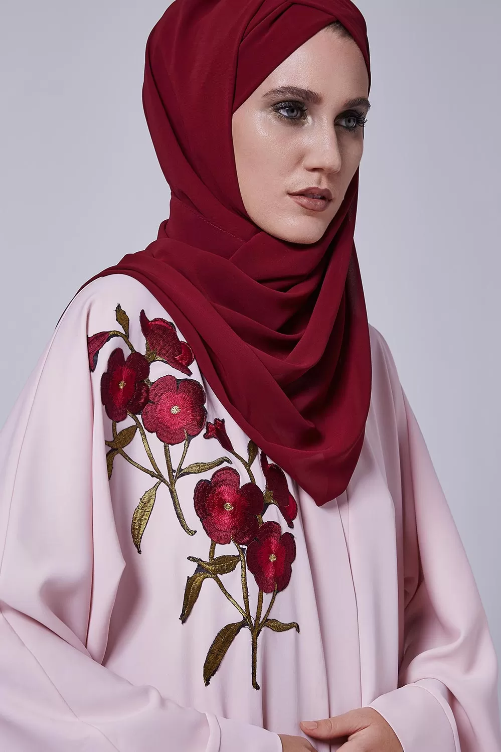 Poppy Abaya