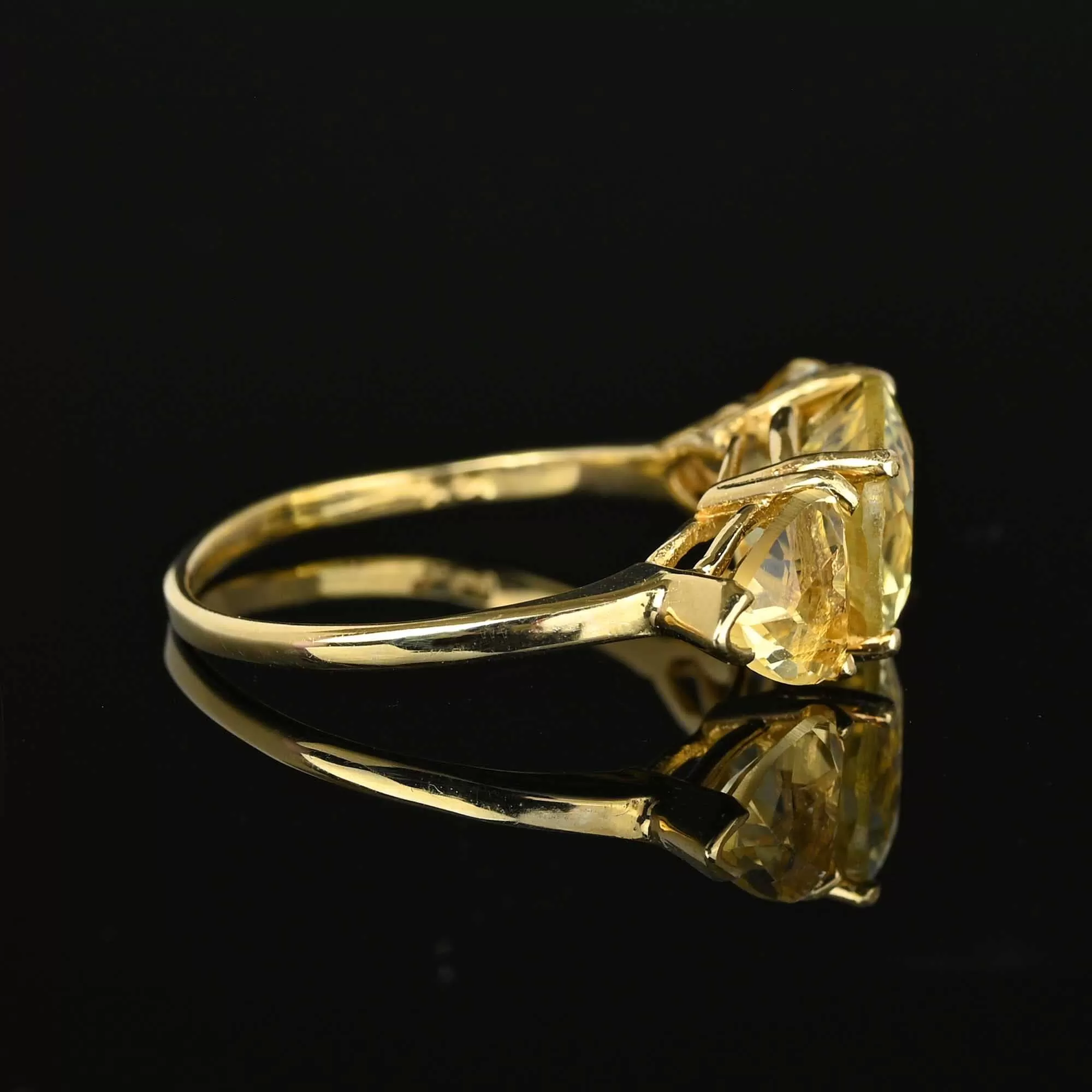 Vintage 14K Gold Heart Lemon Citrine Ring