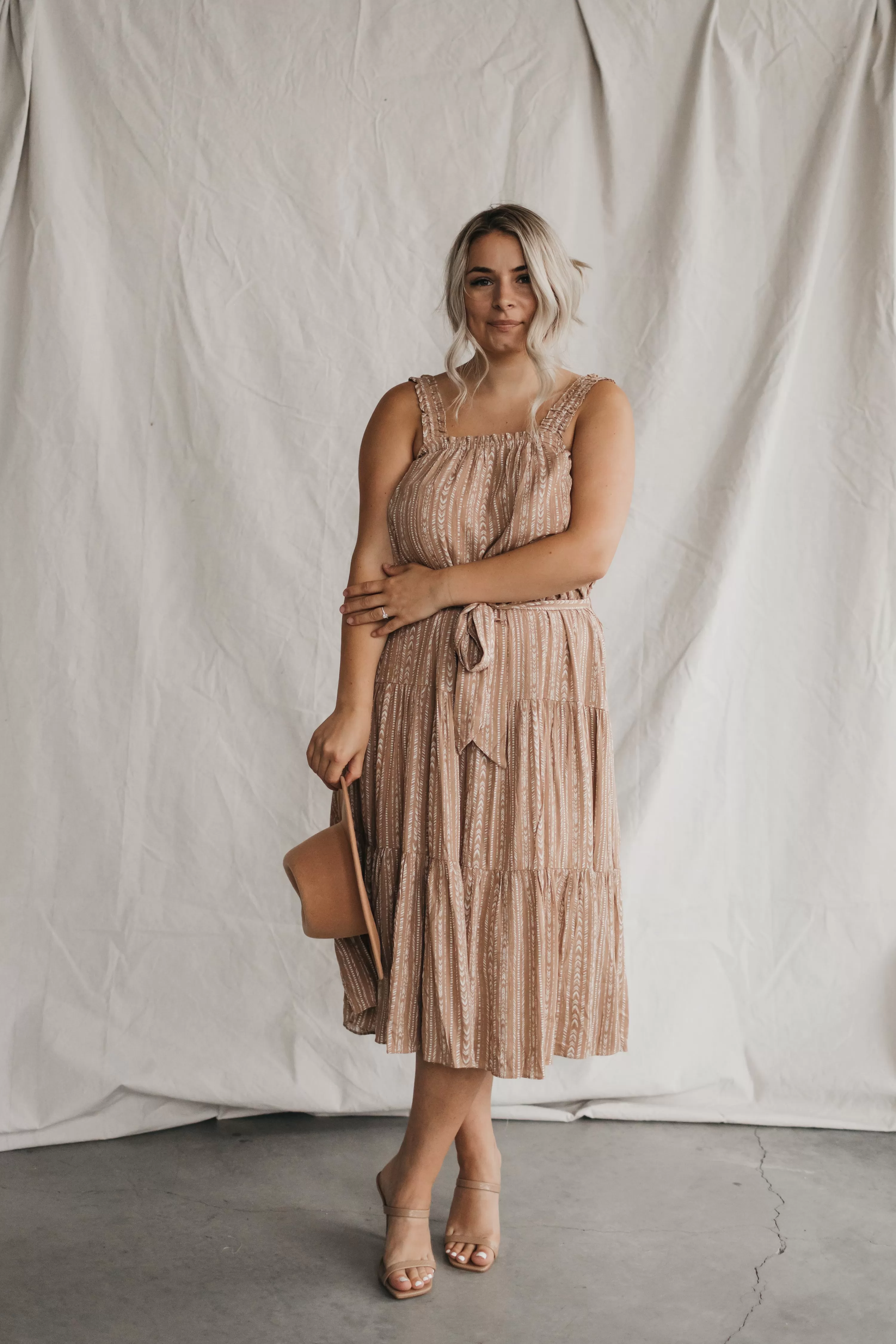 Vivian Summer Midi Dress